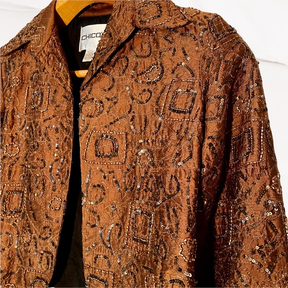 Women's Size 0 Chico’s Silk Beaded Jacket Beautiful Design - Picture 2 of 15